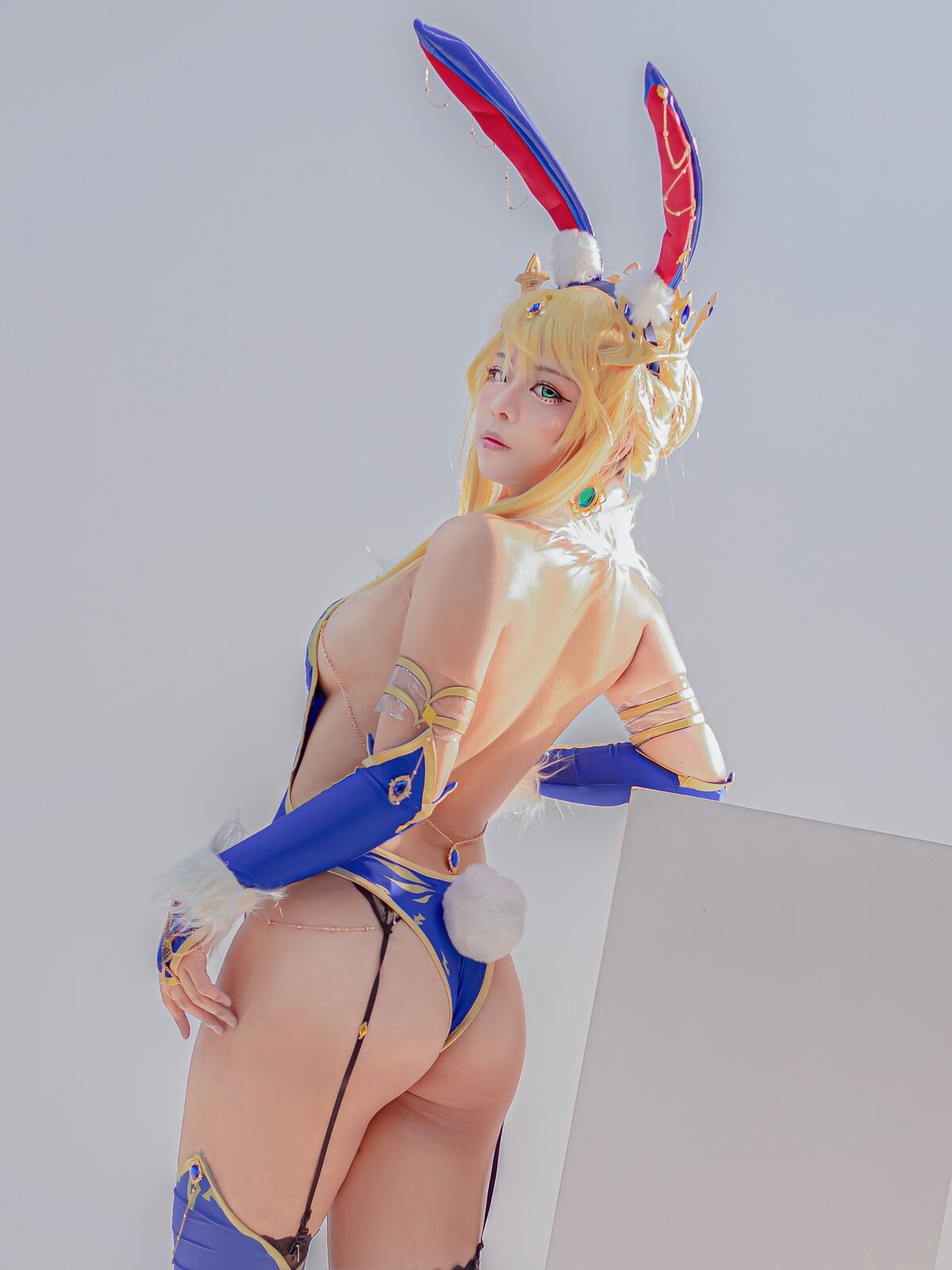 Coser@Rithe Bunny Lancer Artoria 0003 5407757319.jpg