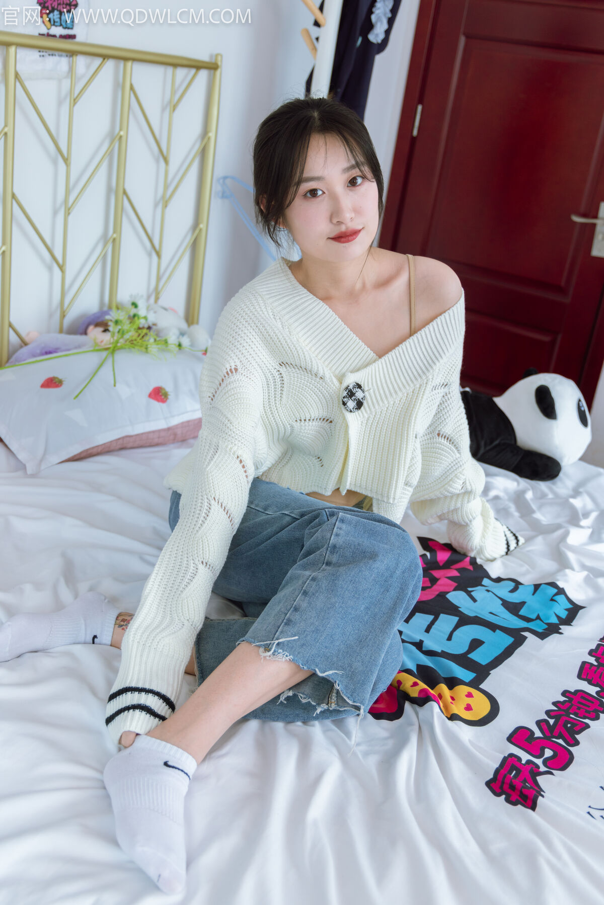 FetishMedia物恋传媒 NO 1260 Xiao Min Part3 0037 7561063609.jpg