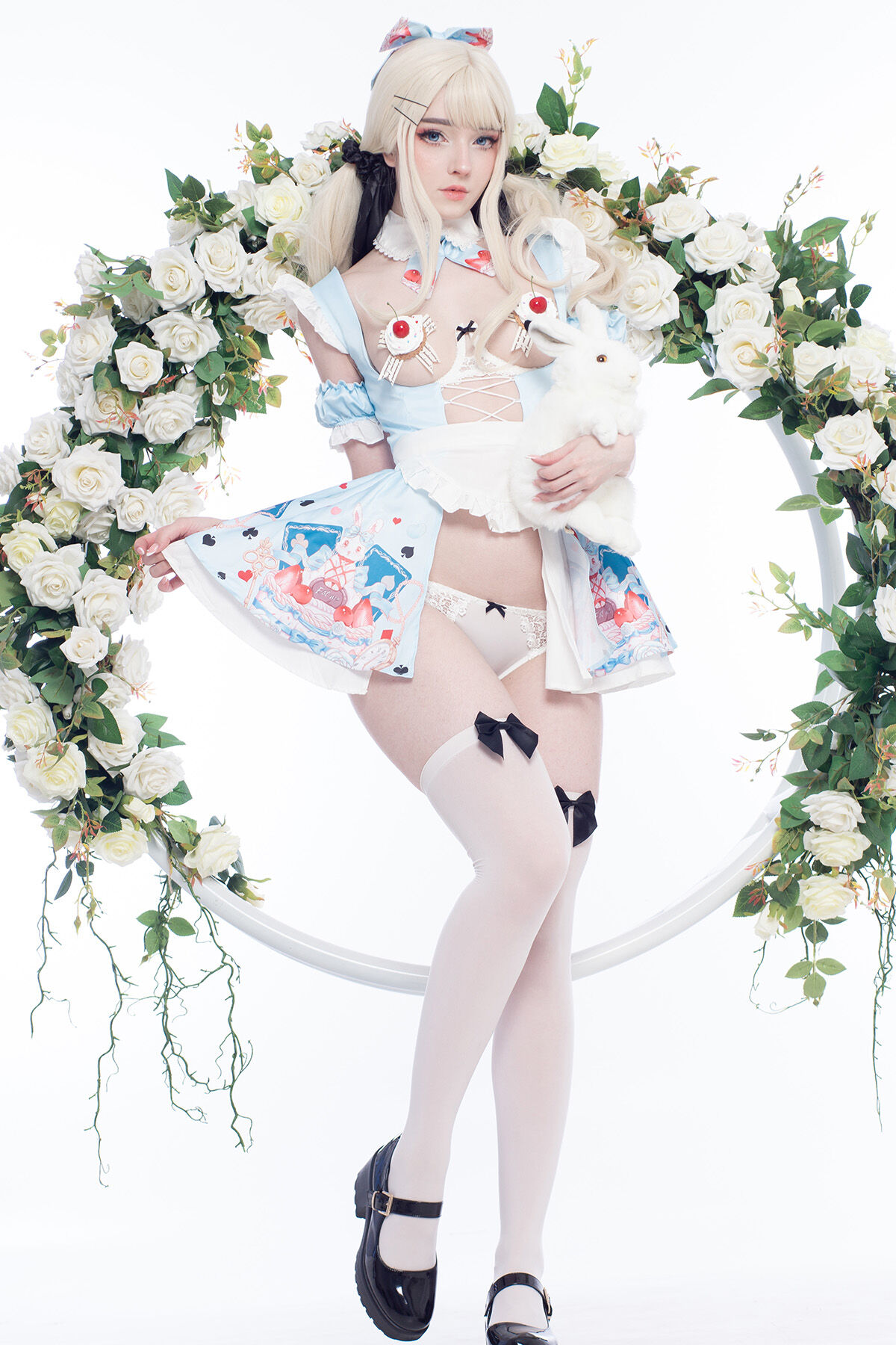 Coser@Candy_Ball – Alice in Easterland