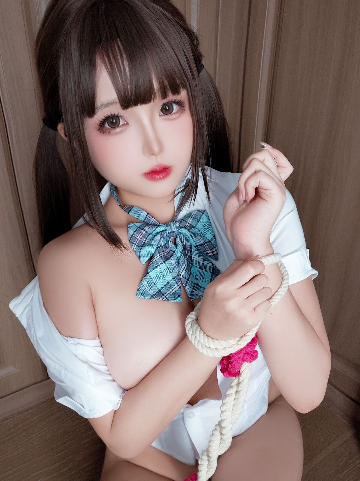 Coser@日奈娇 更衣室 Part1 0003 3533046345.jpg