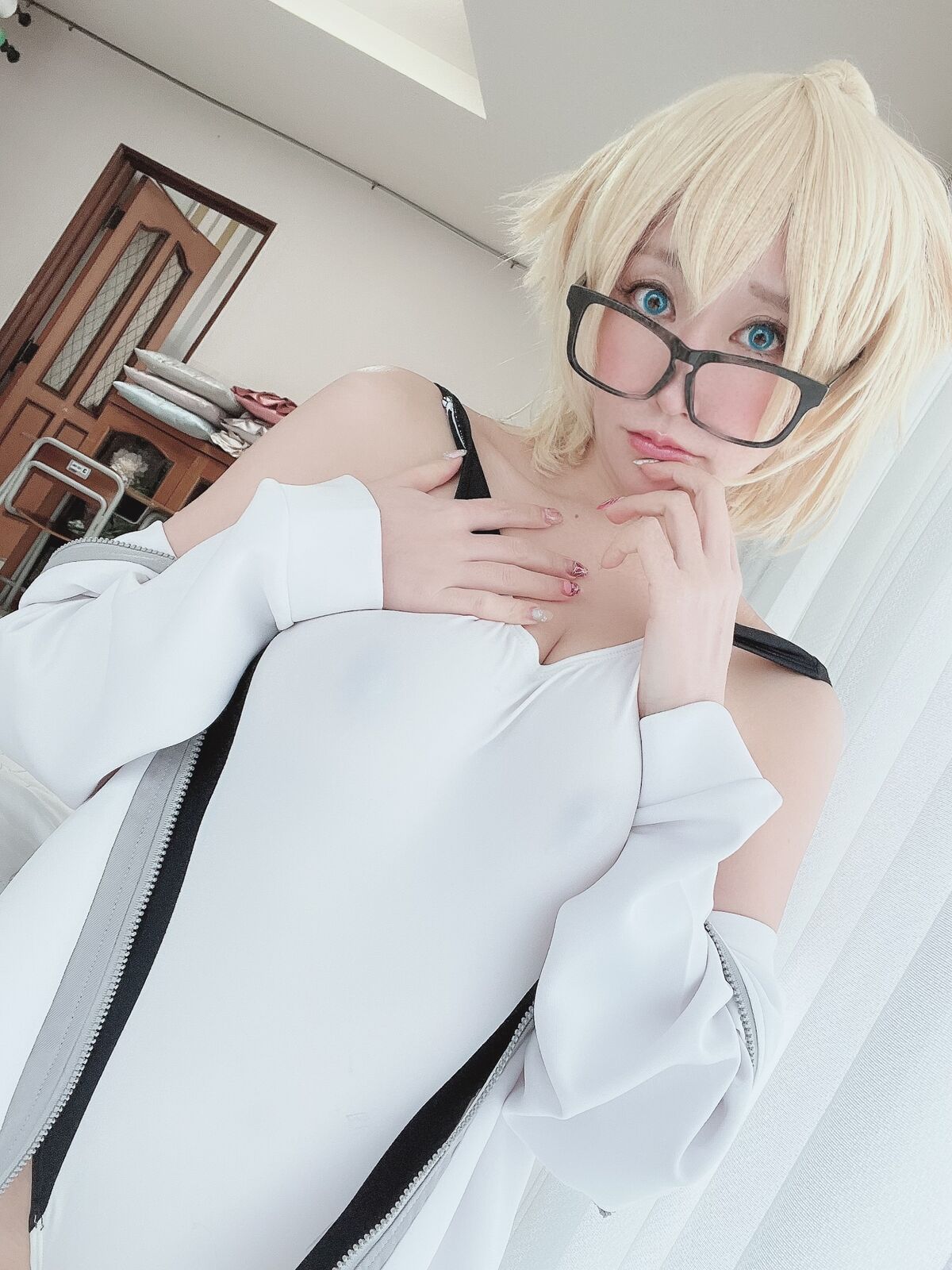 Coser@林檎蜜紀 Ringo Mitsuki 久々 なジャンヌお姉ちゃんのえちえちクイコミ ピタピタ競泳水着 0006 1672504681.jpg