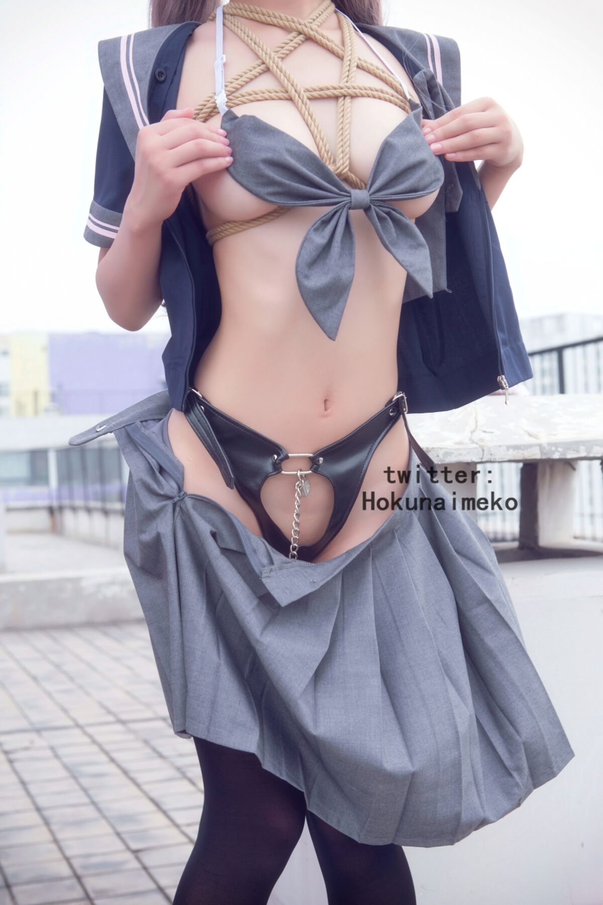 Coser@北乃芽子 Hokunaimeko 絞り 露出 スク水のＪＫ 0016 8896183522.jpg