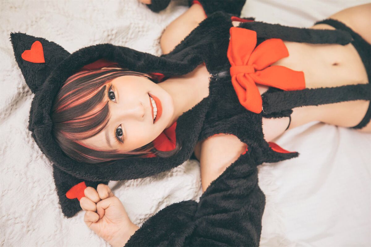 Coser@神楽坂真冬 Vol 077 绝对企画 白黑の猫 Part3 0039 6891676577.jpg