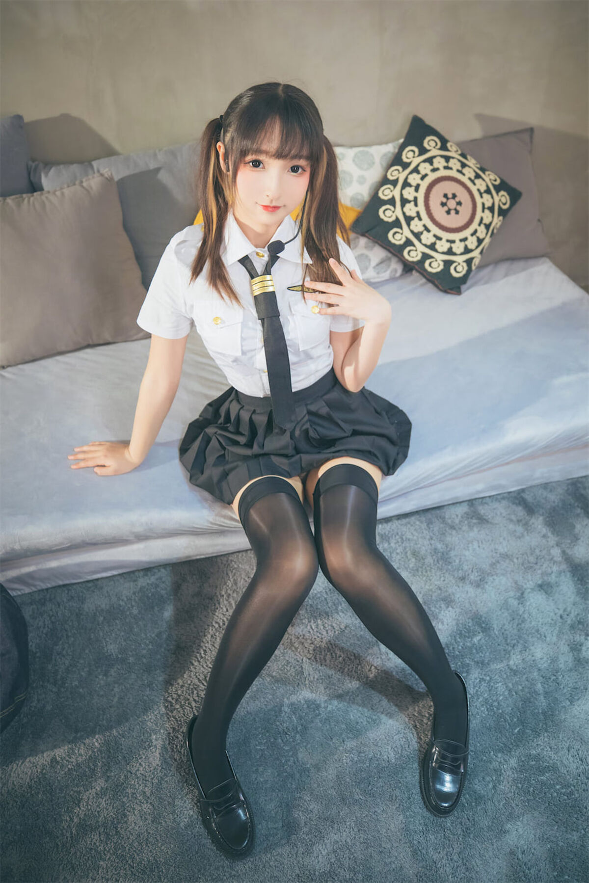 Coser@神楽坂真冬 Vol 081 绝对企画 黑丝皮衣 お帰りなさい、指揮官 Part3 0047 1340303585.jpg