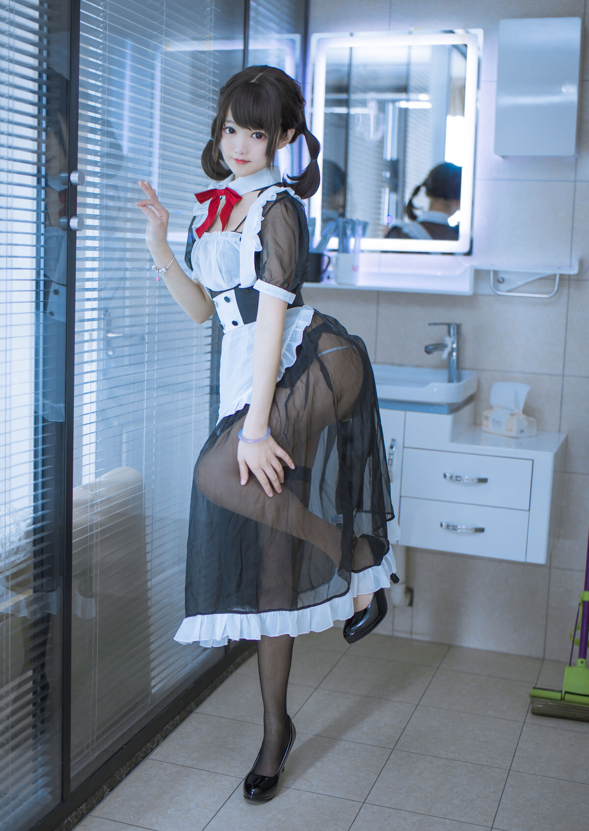 Coser@羽天shine 黑色女仆 0023 4318670305.jpg