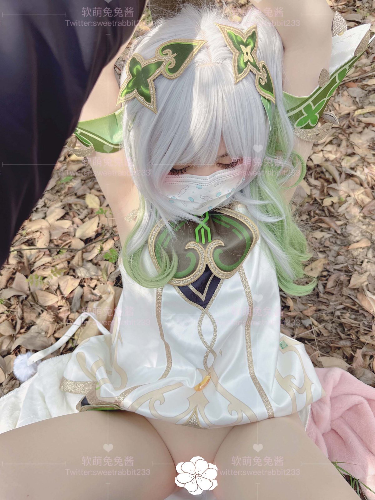 Coser@软萌兔兔酱 COS草神纳西妲 水晶棒玩弄娇嫩菊花小骚穴 水嫩一线天白虎嫩B 0030 1905366786.jpg