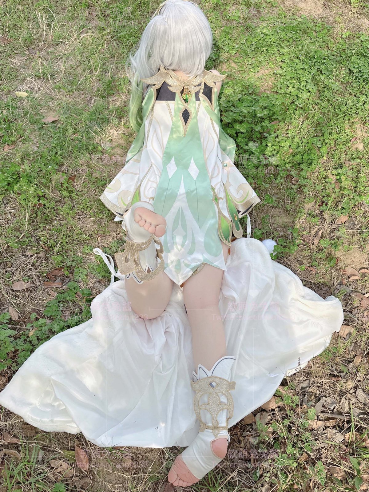 Coser@软萌兔兔酱 COS草神纳西妲 水晶棒玩弄娇嫩菊花小骚穴 水嫩一线天白虎嫩B 0039 8806358908.jpg