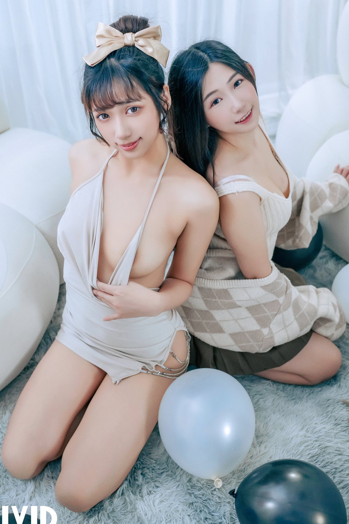 JVID Jing No Nai 井野奈 And Rou Bao 肉包 – 色慾融合の閨蜜慶生派對 Part1