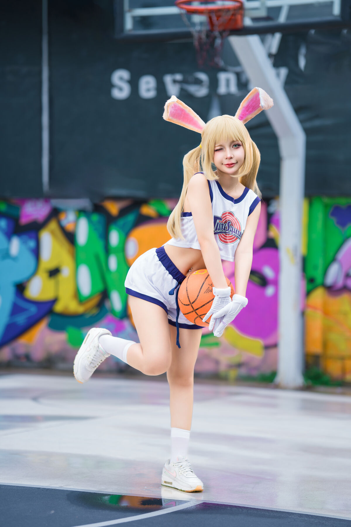 Coser@UmekoJ Lola Bunny 0002 6138667321.jpg