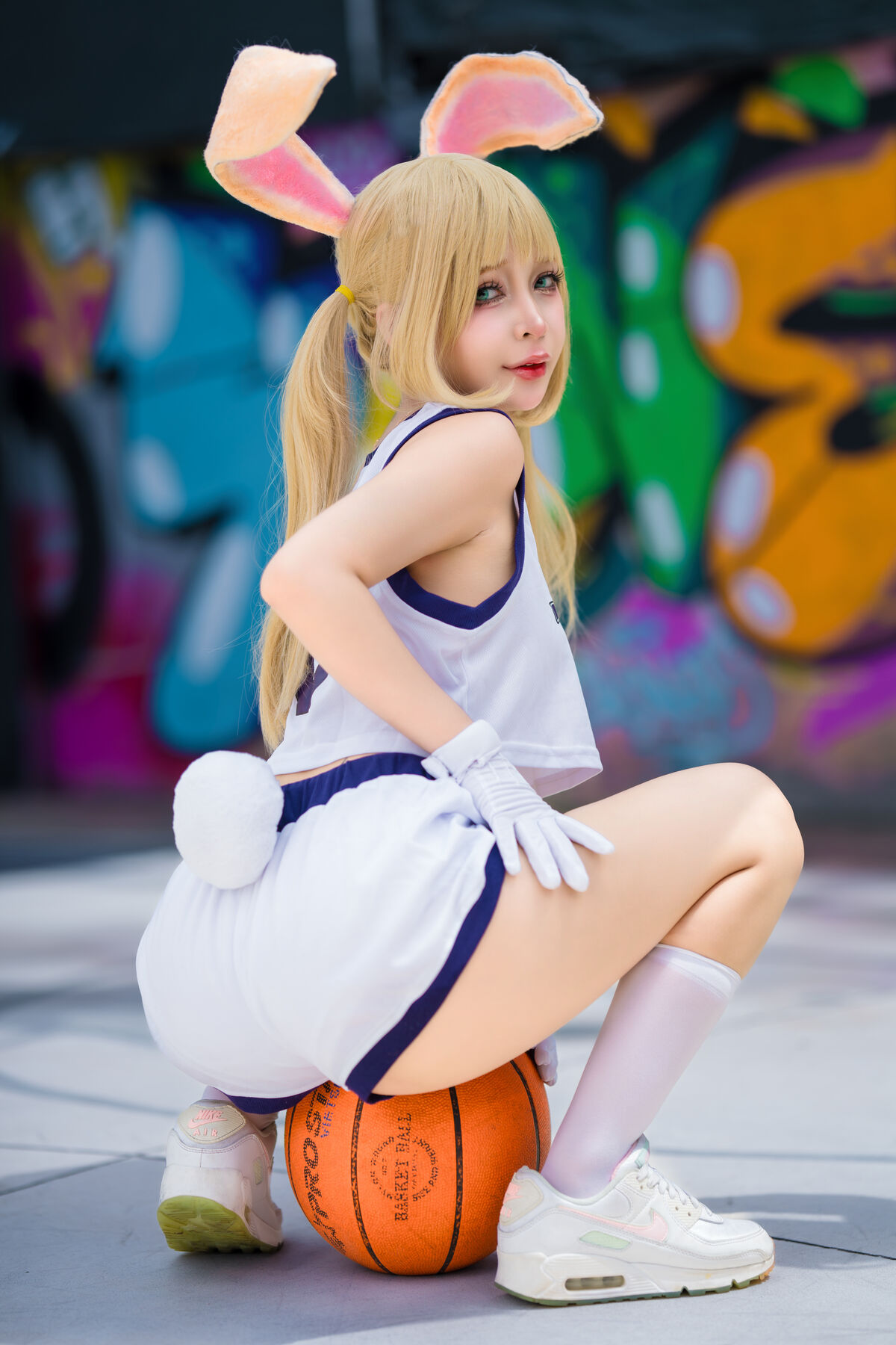 Coser@UmekoJ Lola Bunny 0012 0885582996.jpg