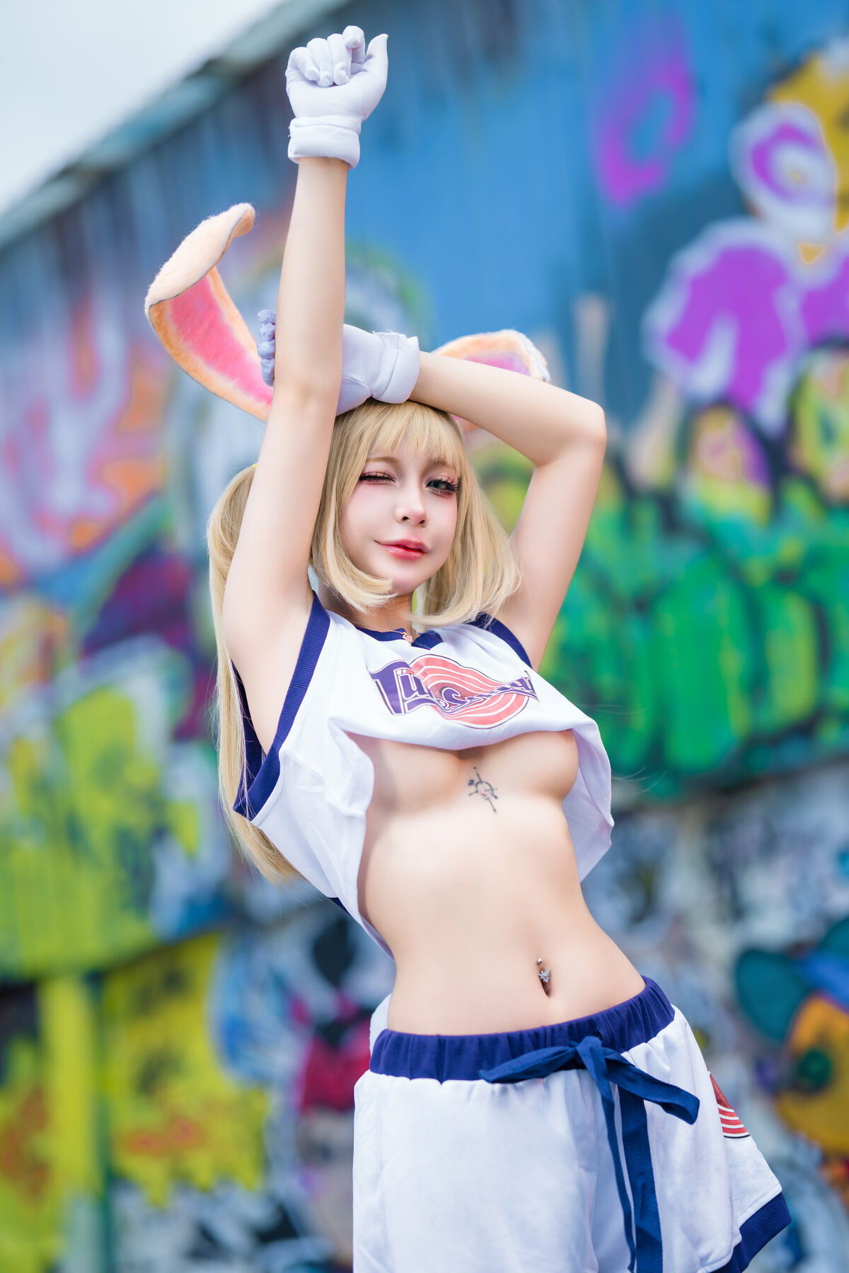 Coser@UmekoJ Lola Bunny 0014 1111684691.jpg