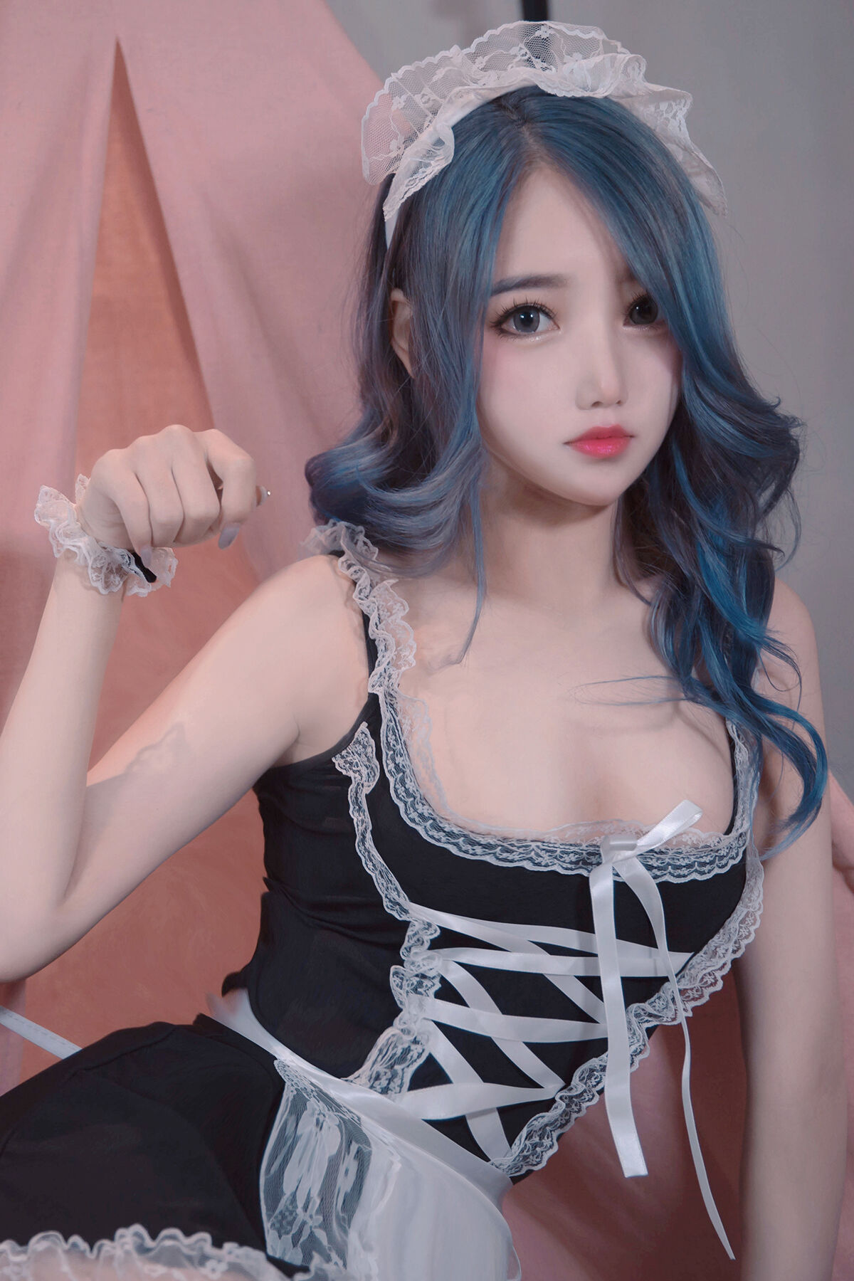 Coser@eloise软软 – 女仆兔尾巴