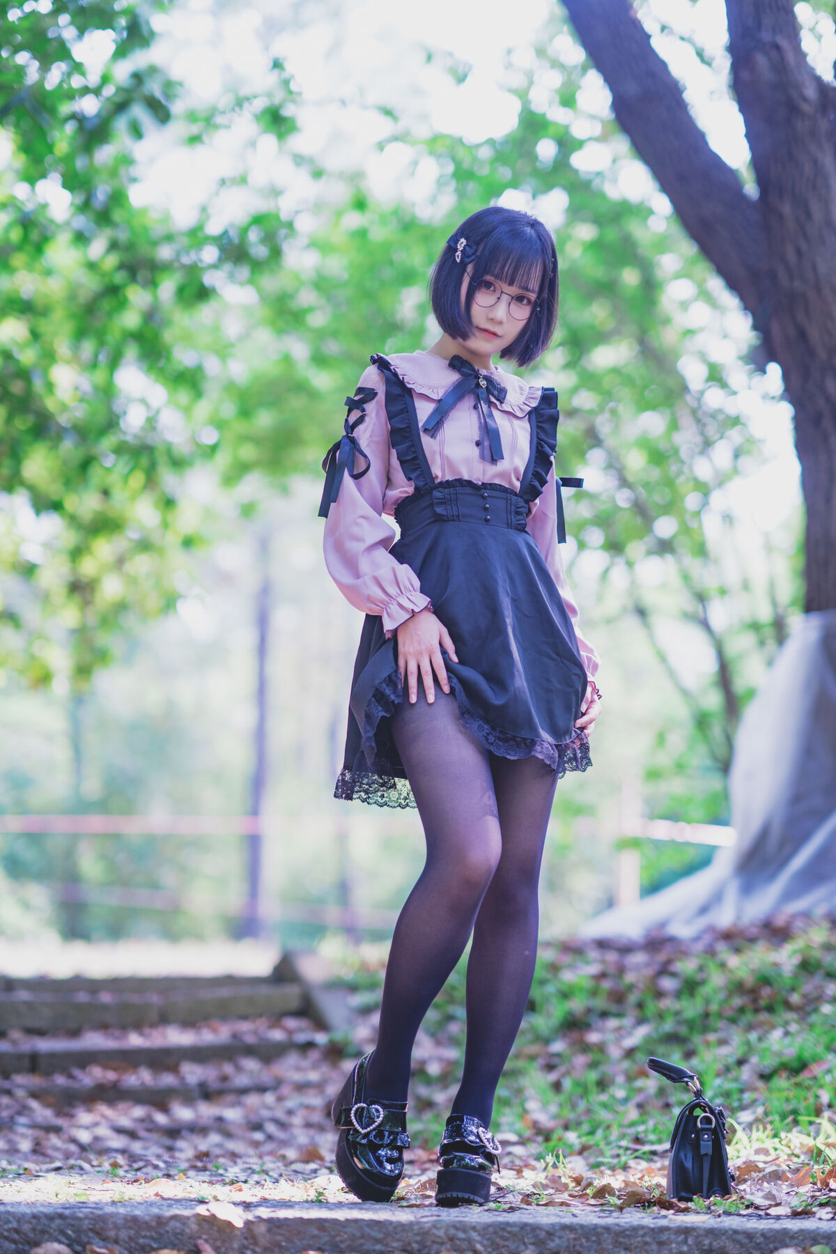 Coser@lunananya 黑丝地雷妹 0006 6041839701.jpg