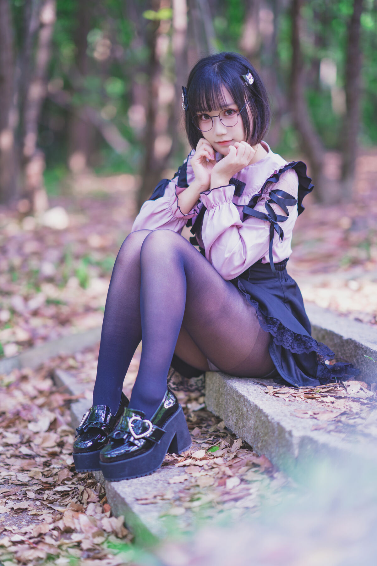 Coser@lunananya 黑丝地雷妹 0021 1925681305.jpg