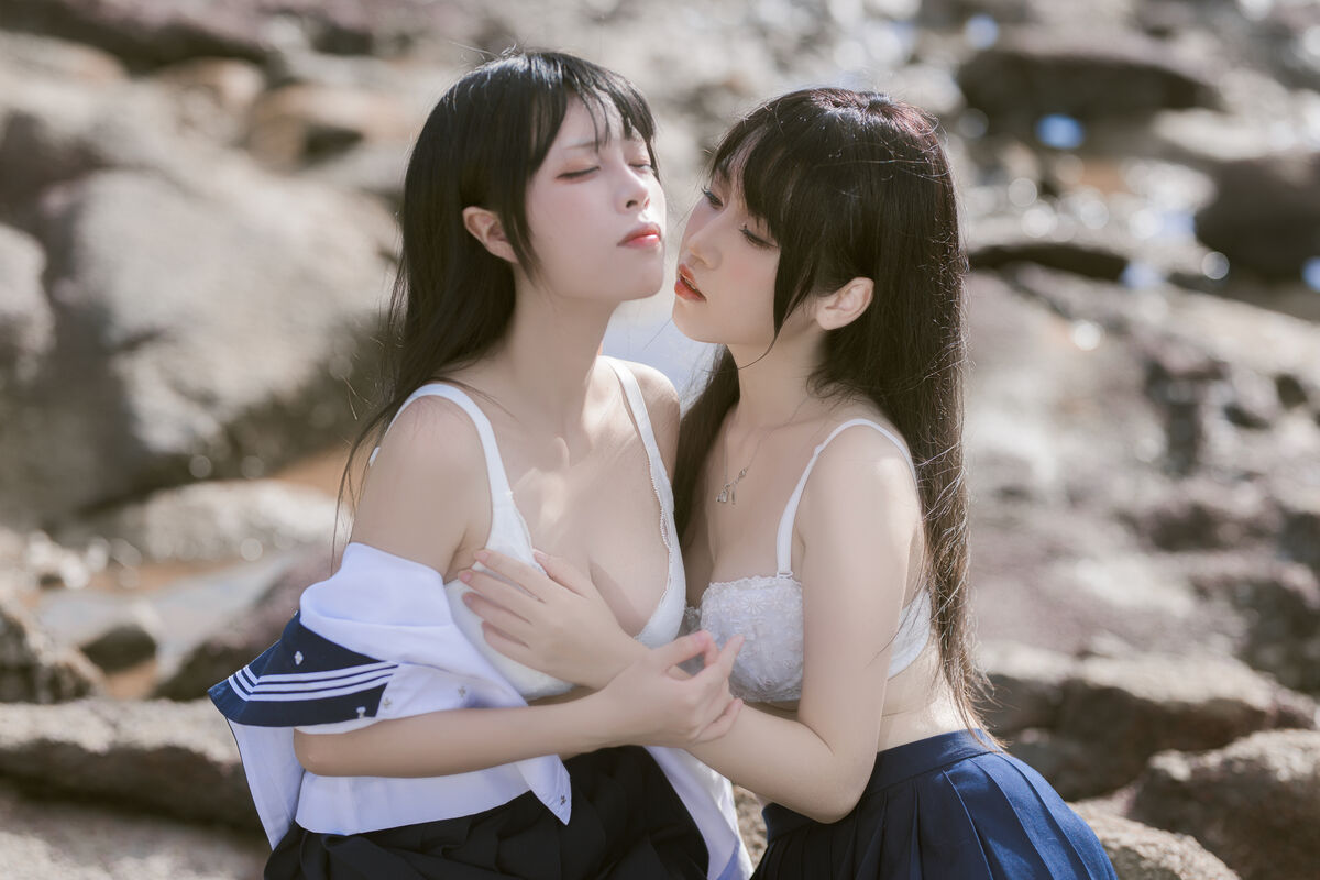 Coser@不呆猫 And 三無人型 水手服百合黑丝 0028 1316602800.jpg