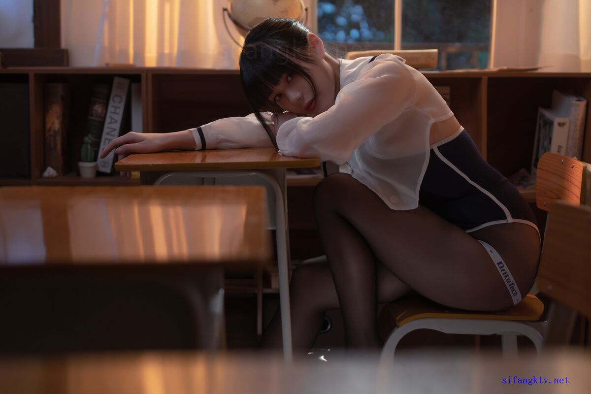 Coser@九言 竞泳 0002 2069325009.jpg