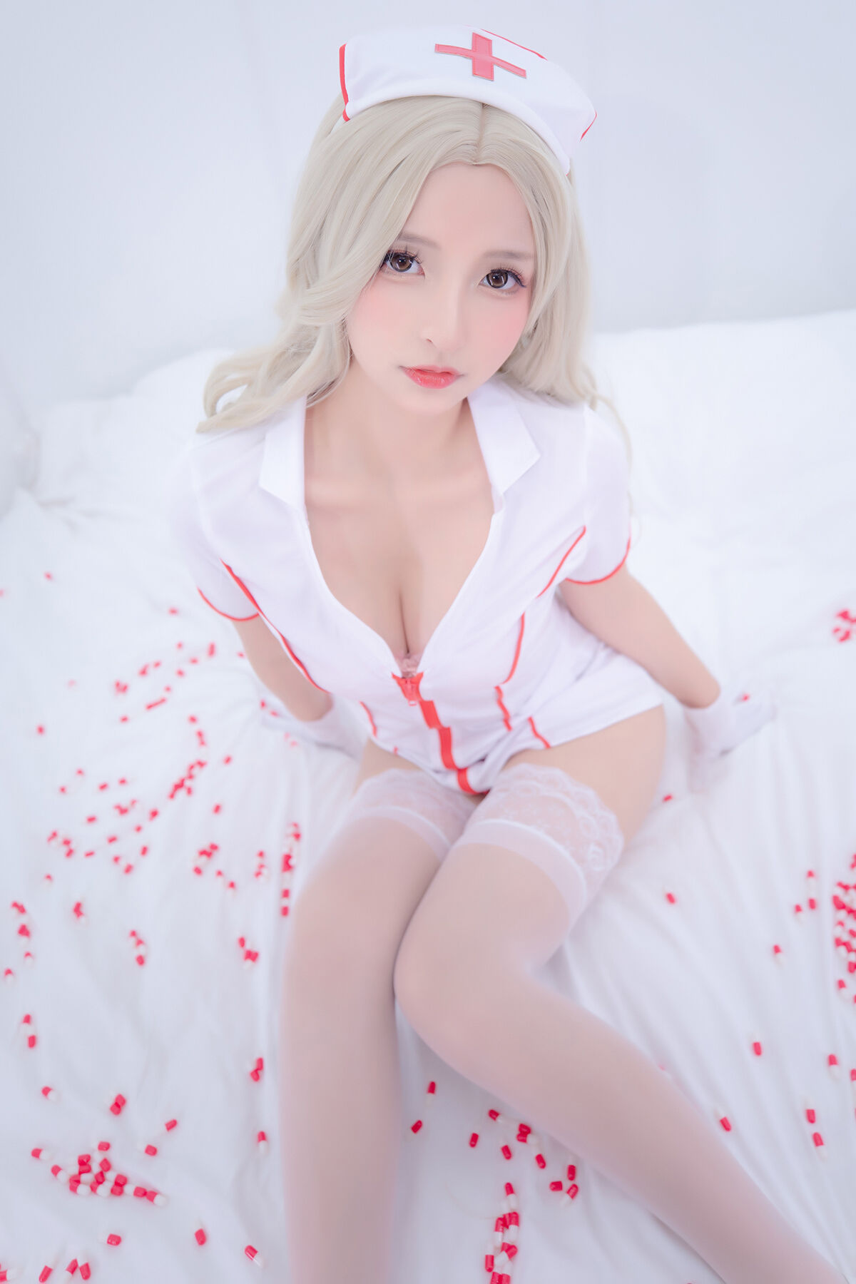 Coser@神楽坂真冬 Vol.084 绝对企画-白丝护士 心身バランス Part2