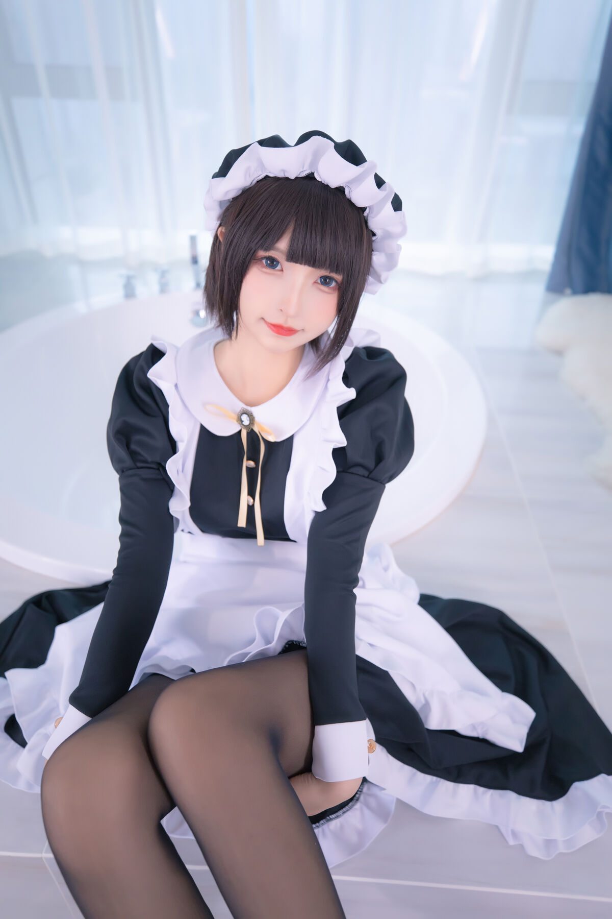 Coser@神楽坂真冬 Vol 086 绝对企画 女仆主题 愛のラビリンス2 Part2 0035 2381902928.jpg