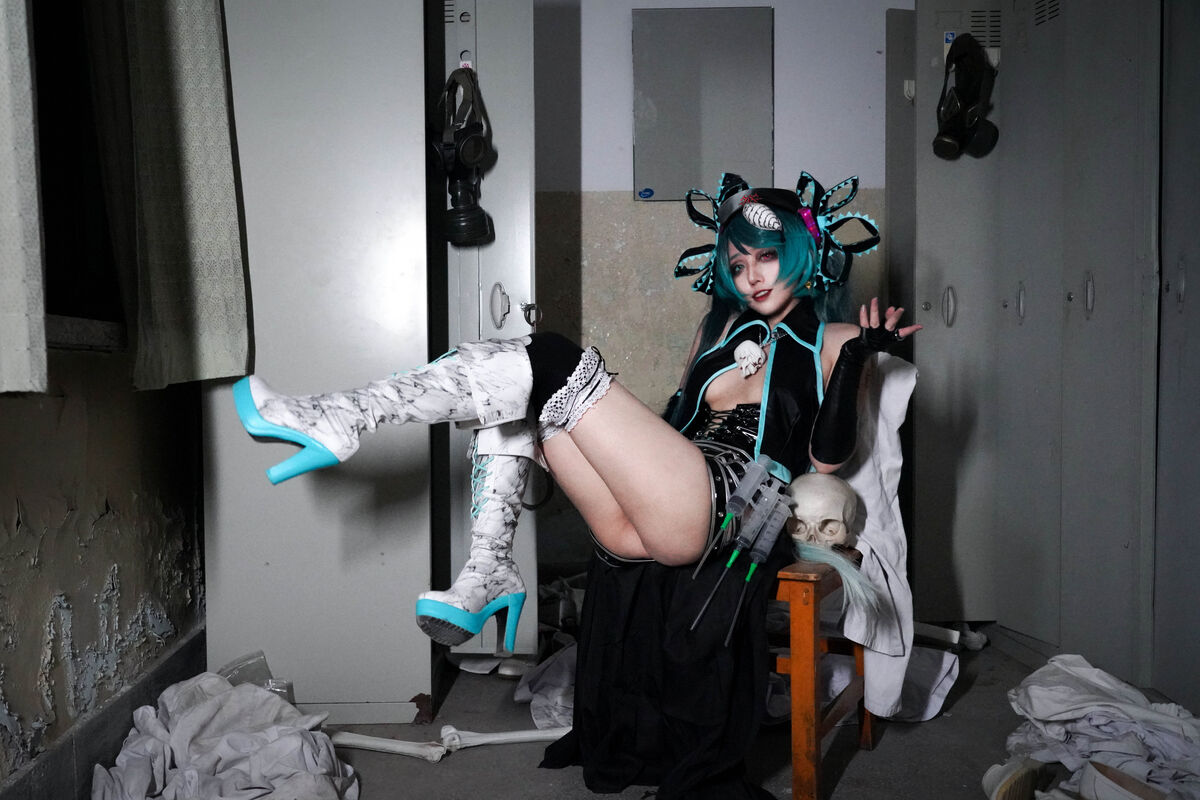 Coser@絞肉姬Walkure Karune SHI E 0019 4747539399.jpg