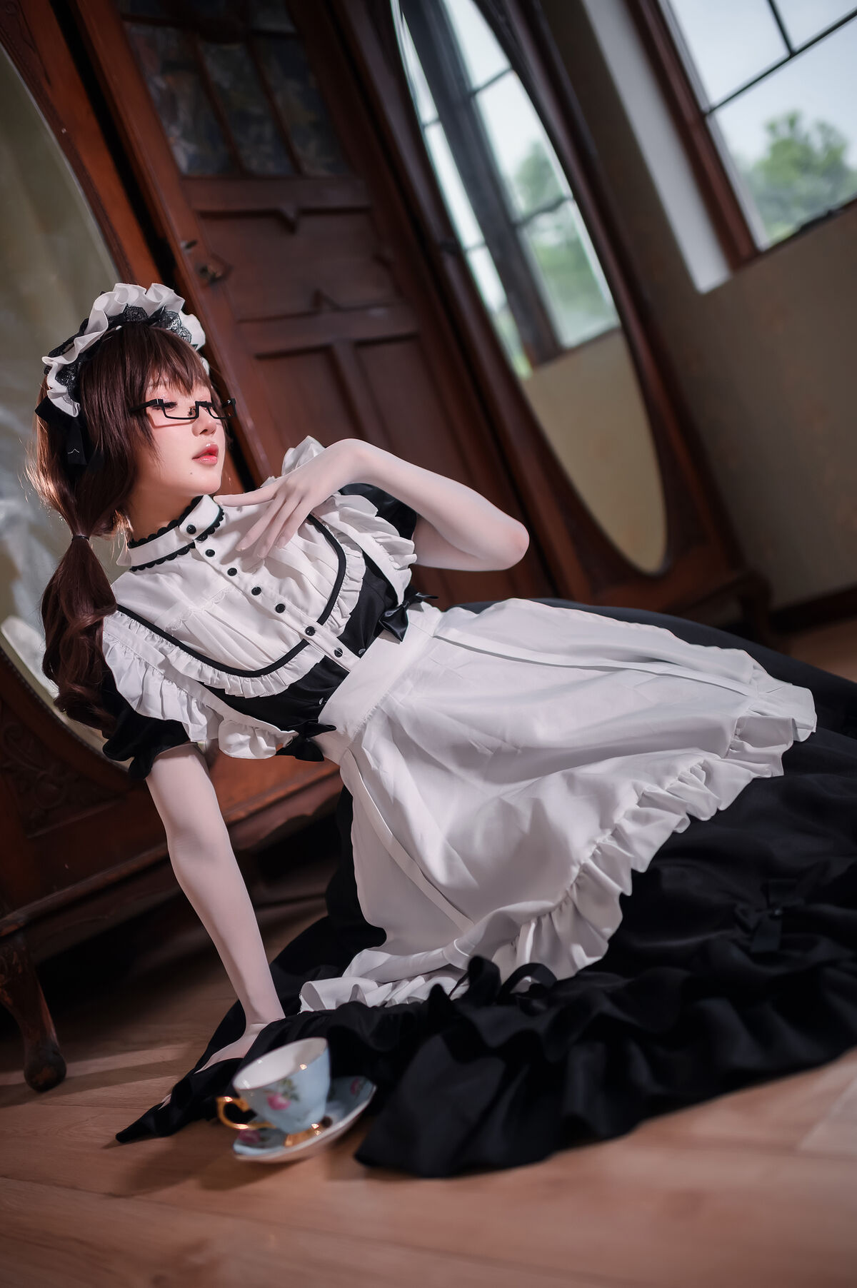 Coser@阿包也是兔娘 传统长裙女仆 0008 6731111871.jpg