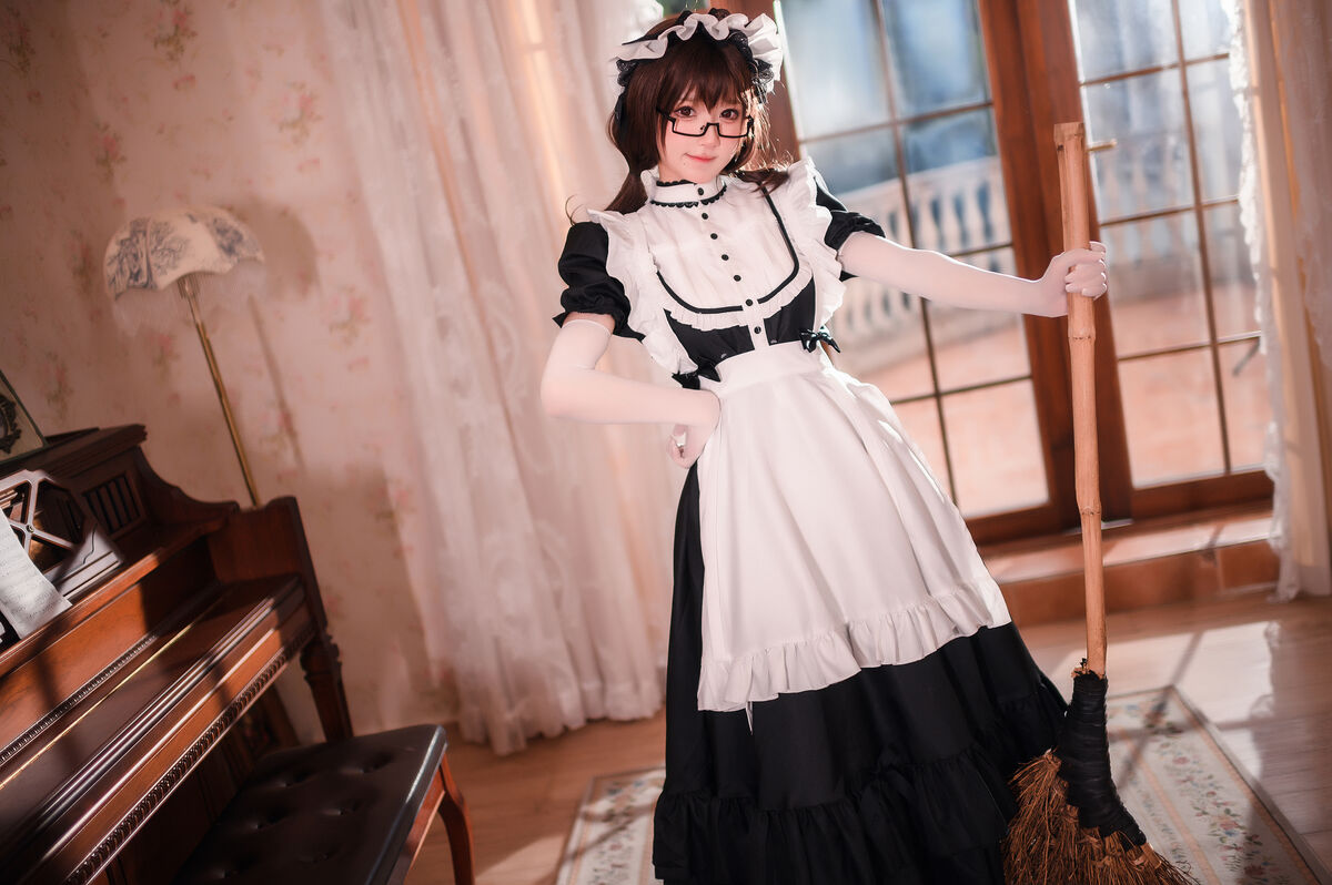 Coser@阿包也是兔娘 传统长裙女仆 0009 7877244021.jpg