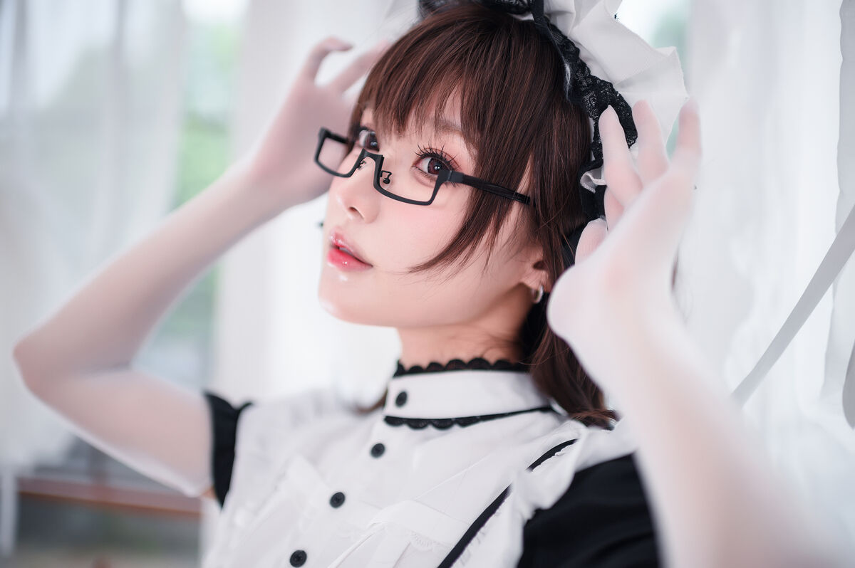 Coser@阿包也是兔娘 传统长裙女仆 0039 6594792312.jpg