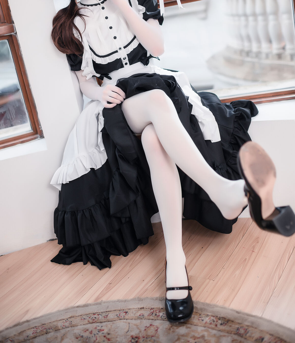 Coser@阿包也是兔娘 传统长裙女仆 0040 3015598095.jpg