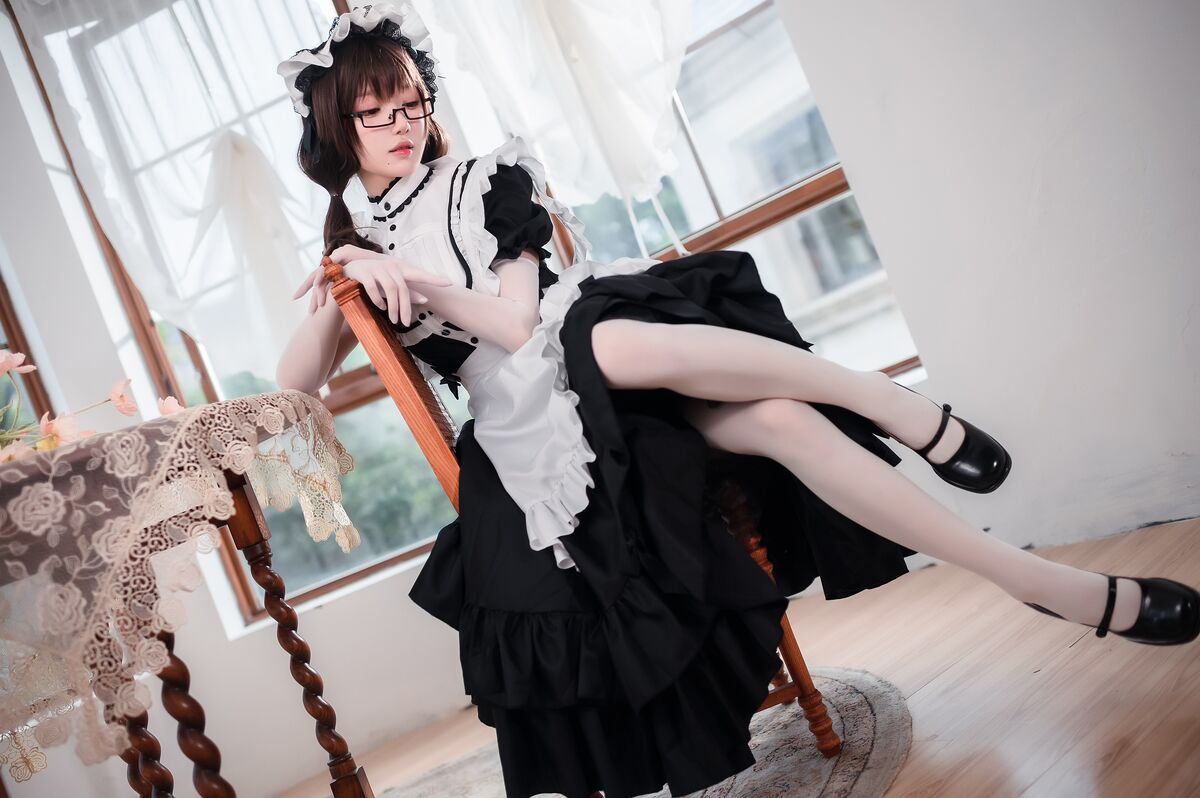 Coser@阿包也是兔娘 传统长裙女仆 0041 0986891378.jpg