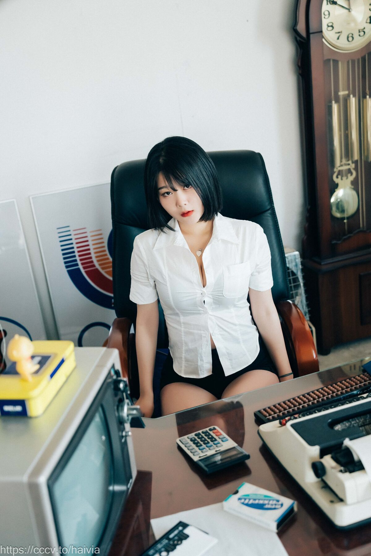 Loozy Zia 지아 Female Employee Part1 0007 9243939676.jpg